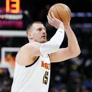 乐鱼体育登录-连斩湖人掘金！豪取8连胜，骑士冲冠的最大阻碍，千万别换字母哥|尼克斯|布伦森|默里|吉安尼斯·安特托孔波|体育赛事讨论_新浪体育_新浪新闻