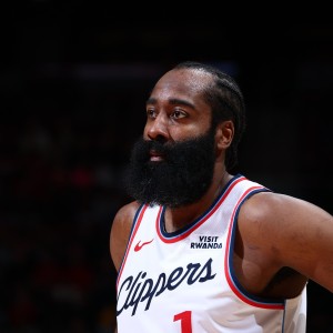 投不进还失误多！哈登25中9手感尽失得到24分6助6失误 正负值-6！