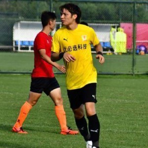 乐鱼体育登录-曝川足陷欠薪罢训风波 矛盾激化老将汪嵩处境尴尬